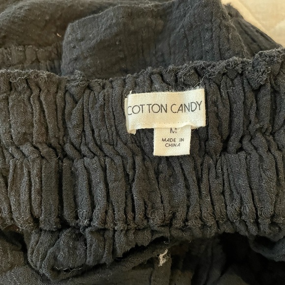 black cropped halter top - Picture 5 of 5